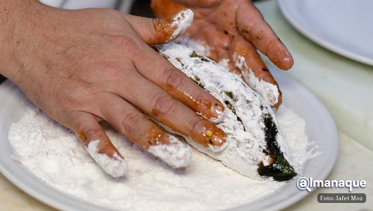 proceso de preparacion de chiles en nogada 9