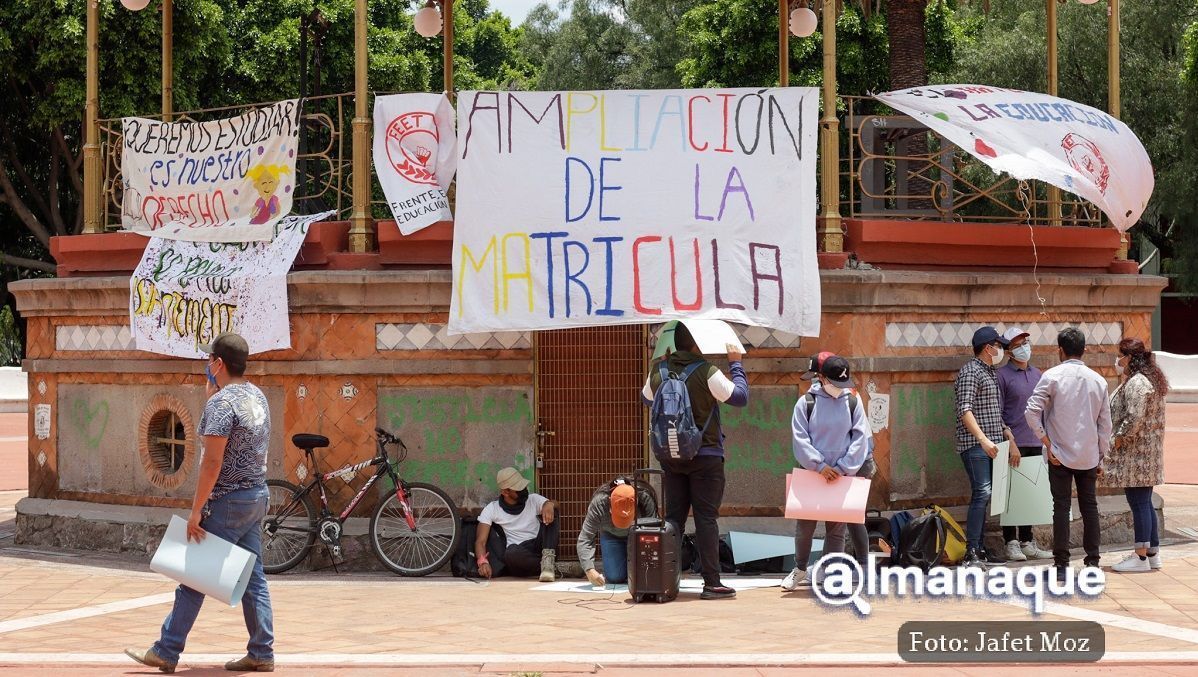 Fracasa manifestación de alumnos rechazados de la BUAP 5 rechazados buap