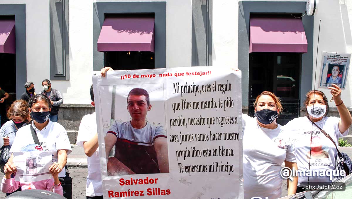 PAN, PRI y activistas piden en Comisión Permanente aprobación de Ley de Desaparecidos 1 toma del congreso Voz de los Desaparecidos 1