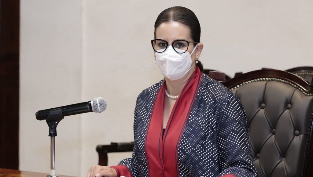 Ana Lucia Hill Mayoral Grace 1