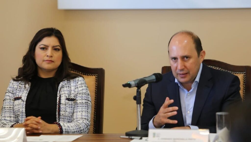 Claudia Rivera y Fernando Manzanilla 1