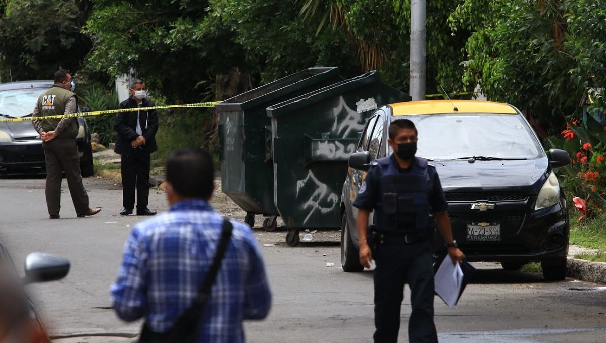 Hallan a un hombre muerto dentro de un sillón en Loma Bella 3 FGE Puebla