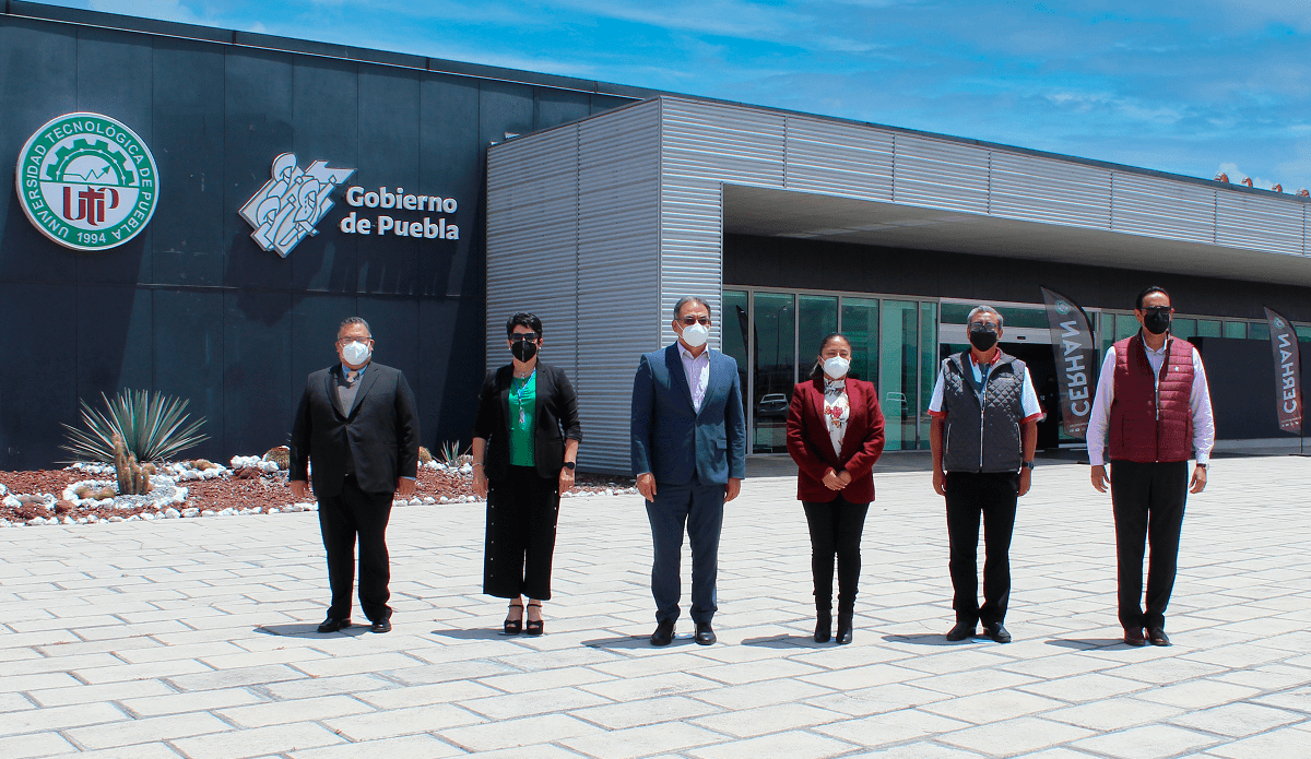 Recorre Melitón Lozano el Centro de Especialización de Recursos Humanos en el Sector Automotriz 1 Foto 1 Boletin No.100 Secretaria de Educacion 04 de agosto de 2021 1