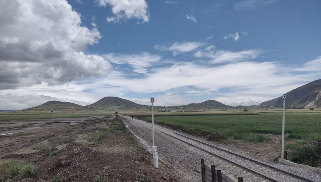 Gobierno de Puebla entrega apoyos a población afectada por el huracán Grace; hay tres muertos 13 Huauchinango4