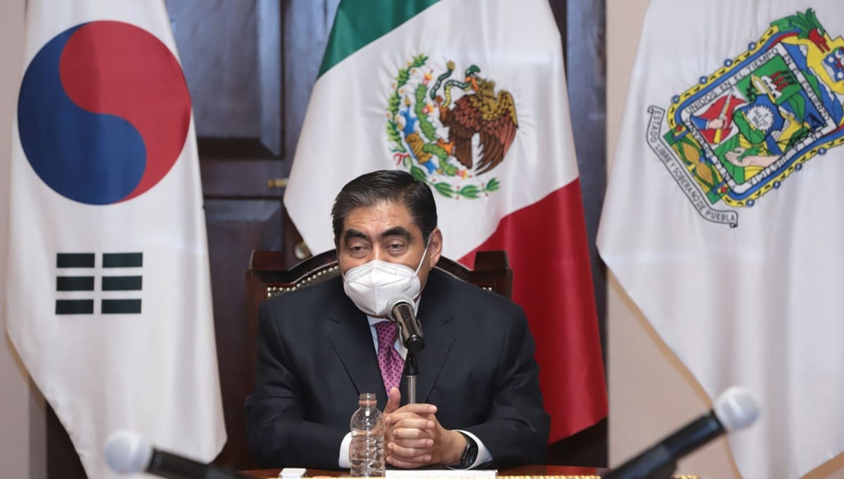 Presenta gobierno de Puebla "Guía para la Elaboración de Planes Municipales de Desarrollo" 1 MG 2175 1