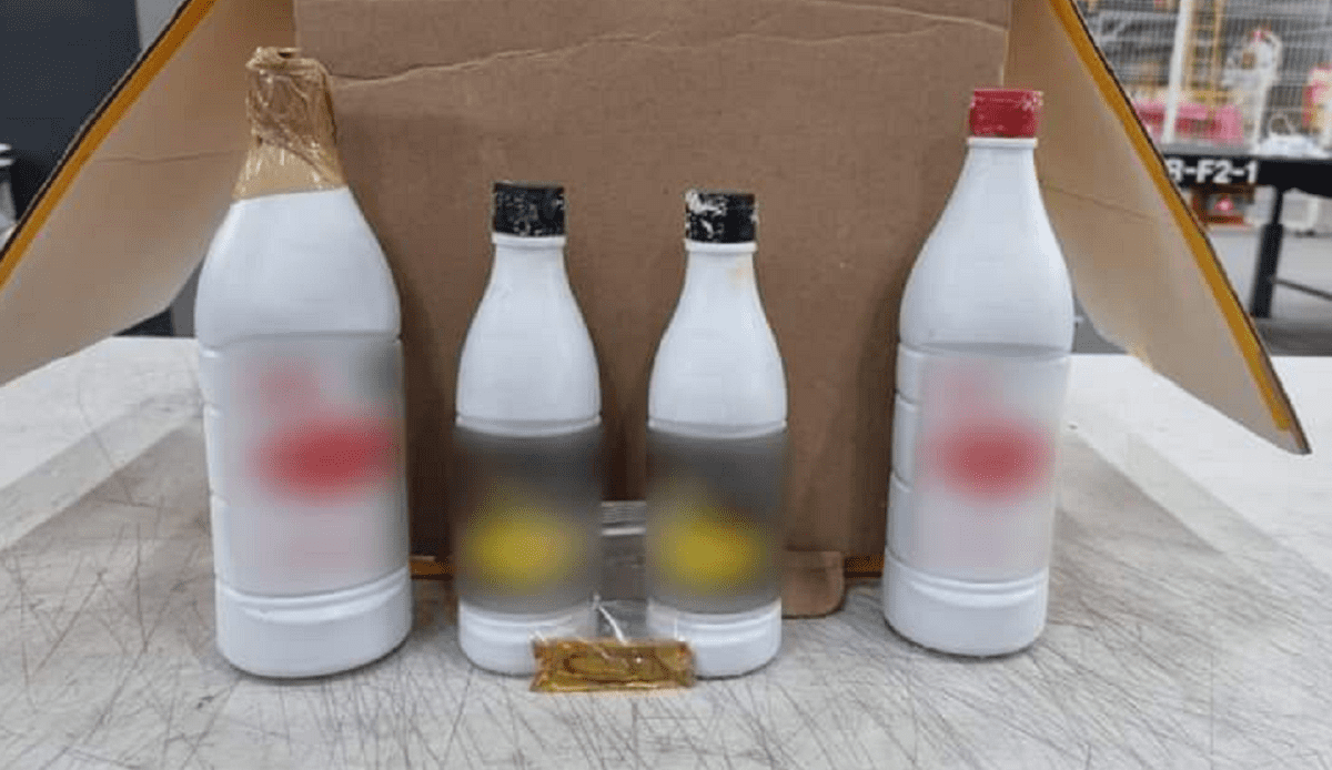 Encuentran metanfetamina líquida en botellas de salsa botanera 1 Metanfetamina botellas 1