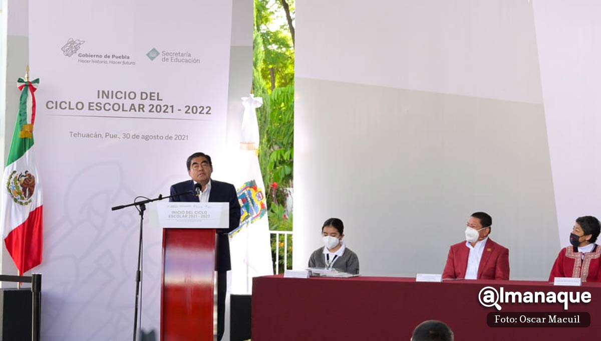 Miguel Barbosa Inicio ciclo escolar Tehuacan 1