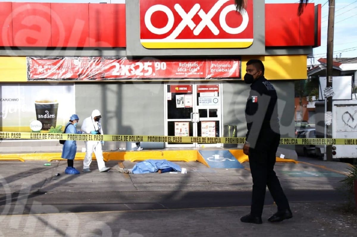 Asesinan a puñaladas a un hombre en Oxxo de Zaragoza 5 asesina a hombre en zaragoza