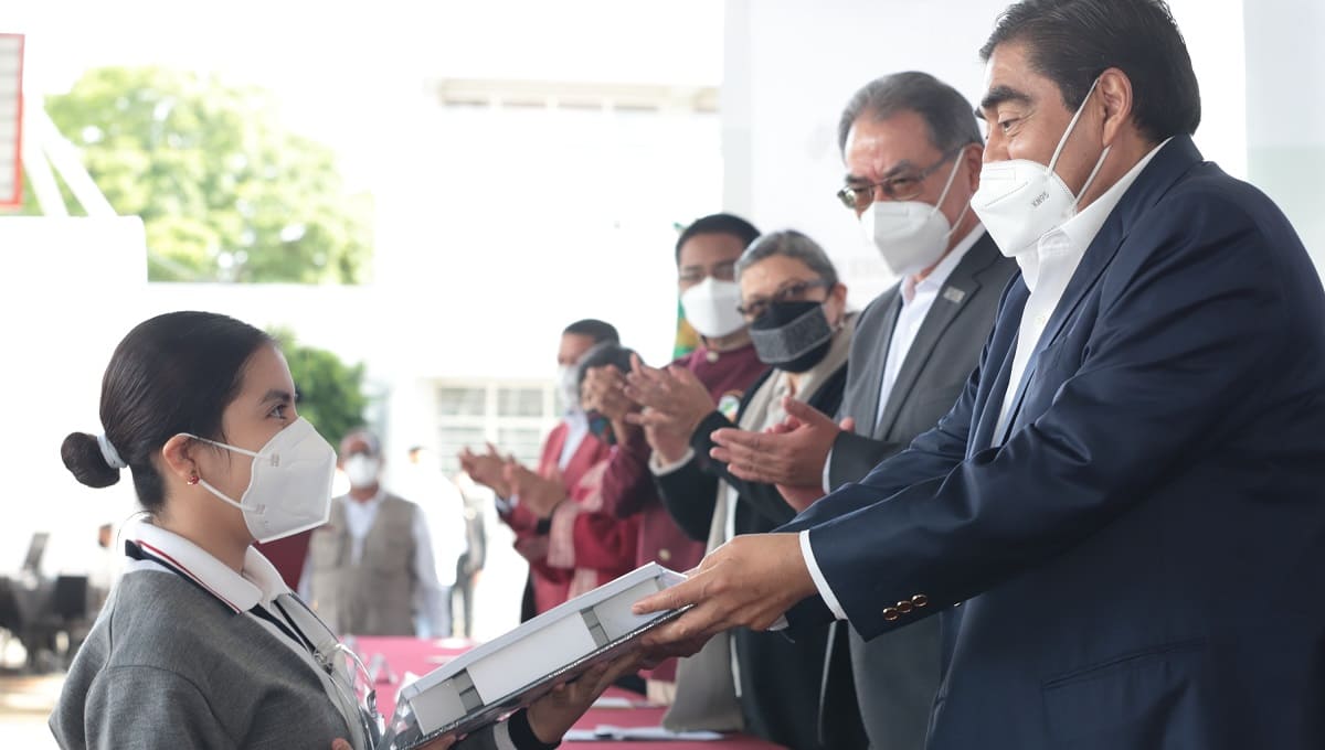 Inaugura MBH Ciclo Escolar 2021-2022: “sin proceso educativo la sociedad está estancada y paralizada” 1 barbosa ciclo escolar 2021 2022 1