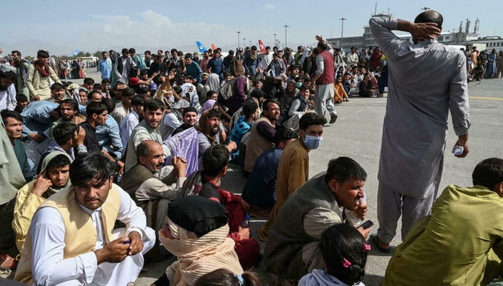 cierran aeropuerto de Kabul 1