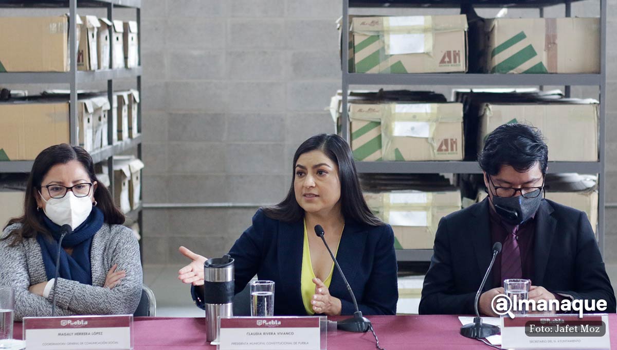 Claudia Rivera justifica ambulantaje en la Catedral: "se generó por la pandemia" 4 claudia Rivera Archivo municipal 2