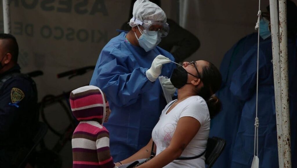 15 mil 876 nuevos casos de COVID en México en tan solo 24 horas