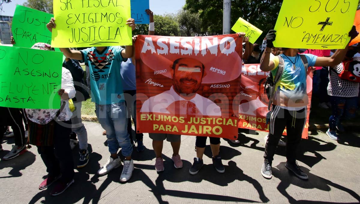 VIDEO: Exigen justicia para Jairo durante audiencia del presidente de la Asociación de Charros en la FGE 4 justicia para jairo 1