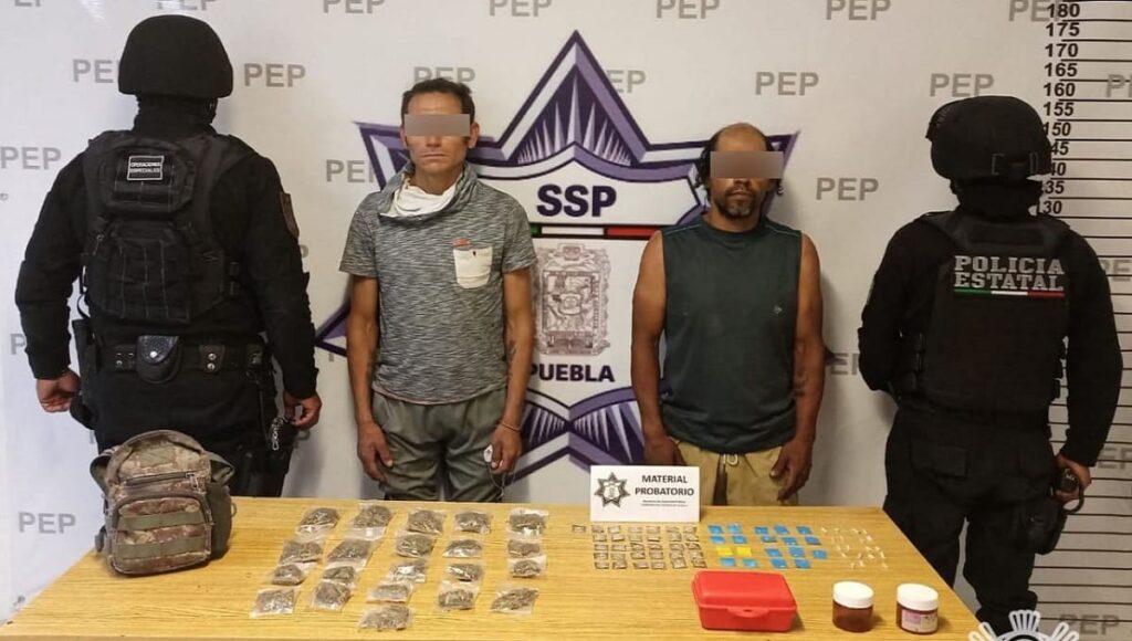 policia estatal detiene dos presuntos narcovendedores 1