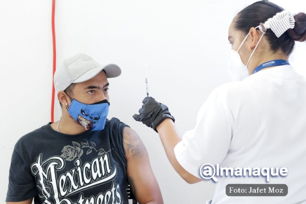 vacuna 30 anos Puebla 7
