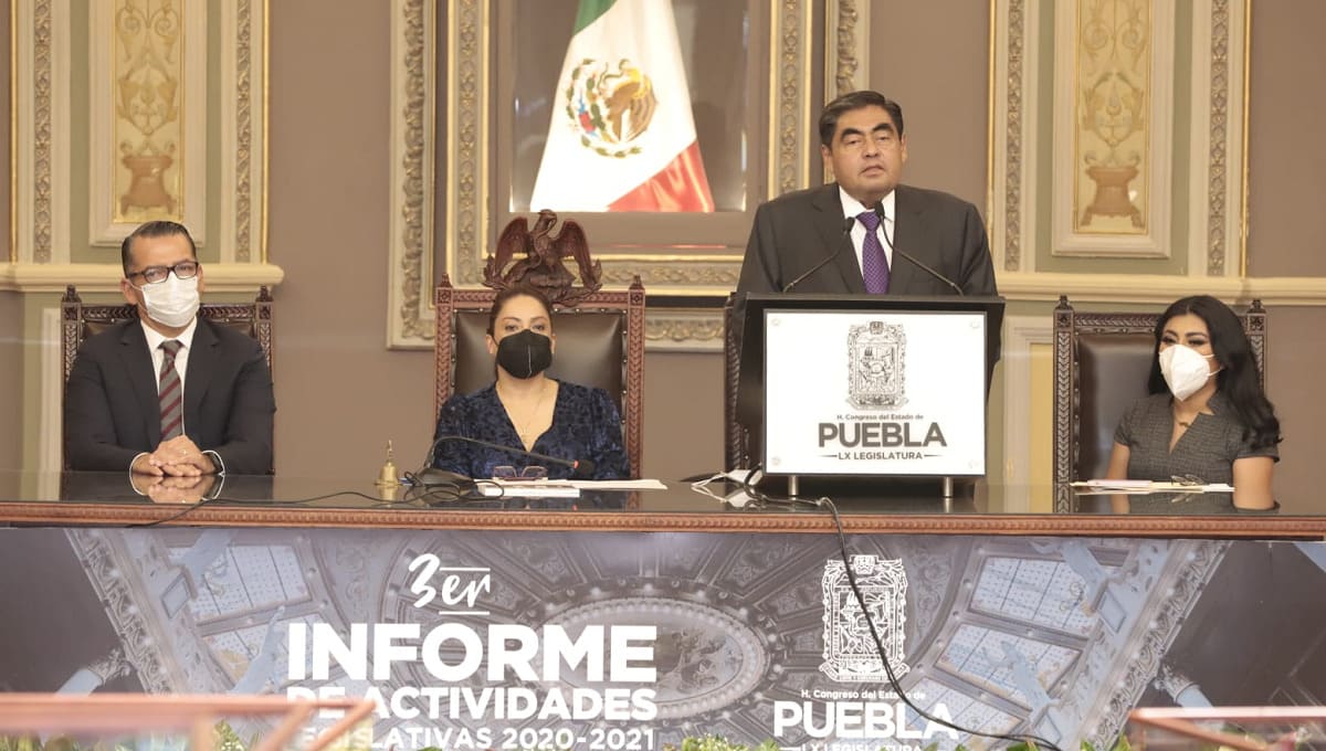Barbosa se despide de los diputados locales: “Fue la Legislatura de la transformación” 3 Barbosa se despide de la LX Legislatura 1
