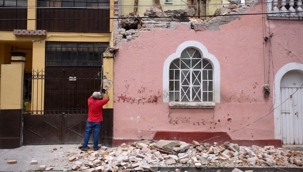 VIDEO: Colapsa vivienda en San Francisco 10 Casa