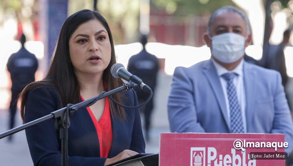 Claudia Rivera Ceremonia 200 anos Consumacion Independencia 5