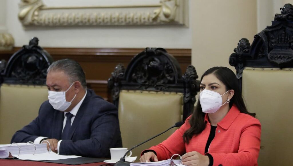 Claudia Rivera cabildo1 1