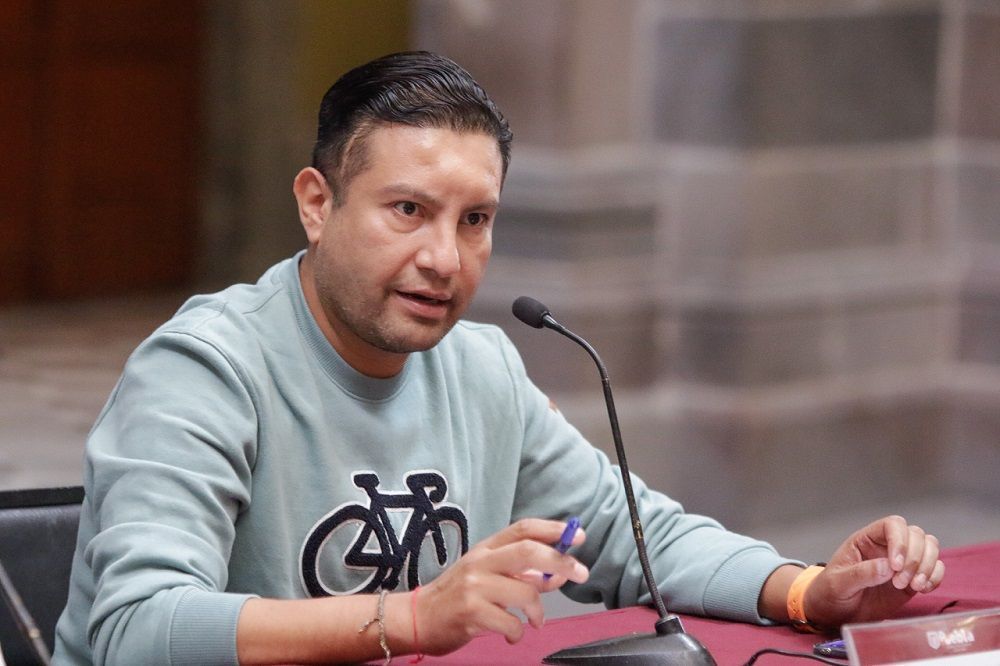 Motos que compró Claudia Rivera no tienen licencia para circular y atender semáforos 4 Motos que compró Claudia Rivera no tienen licencia