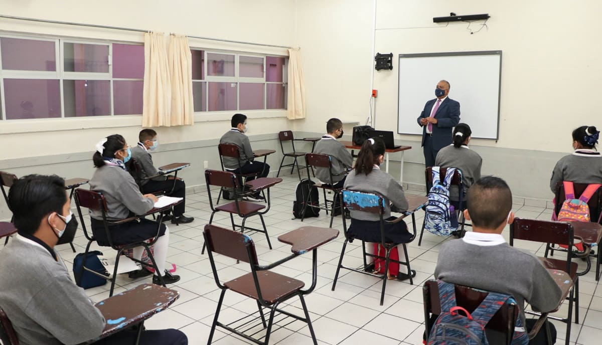Asistencia escalonada de alumnos aumentó del 63 al 75 por ciento en Puebla: SEP 1 Foto 3 Secretaria de Educacion 13 de septiembre de 2021 Boletin No.131 1