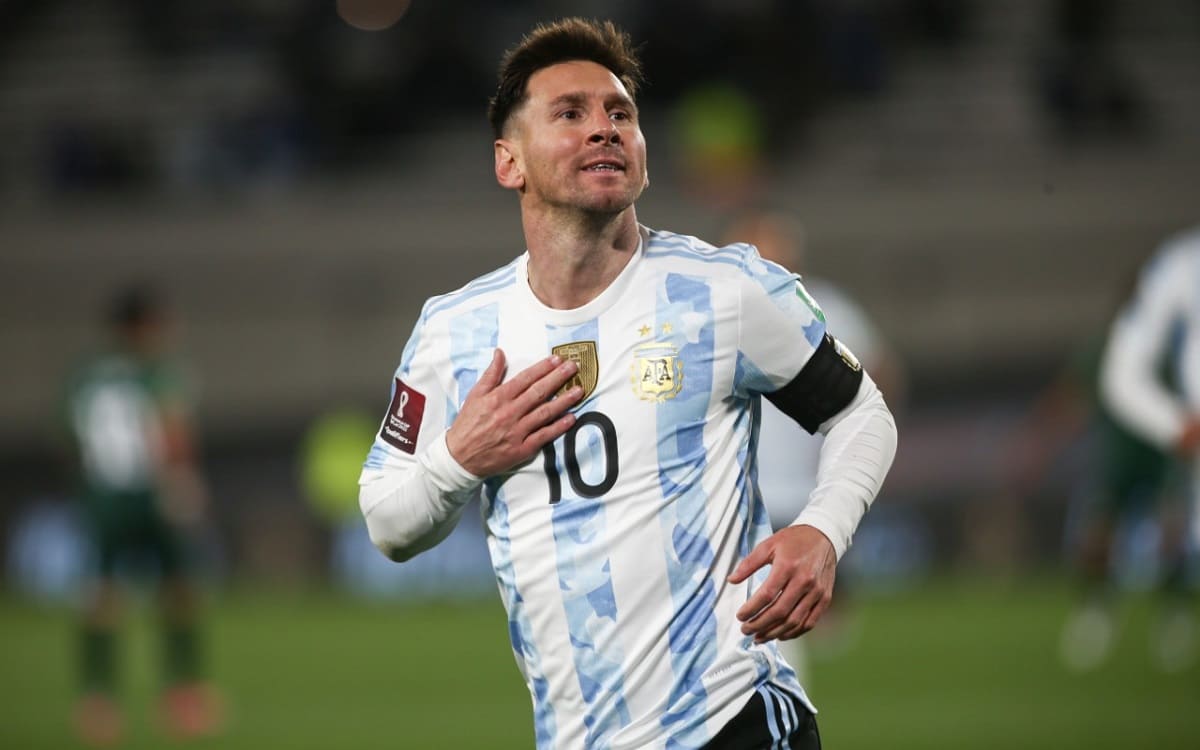 VIDEOS: Messi hace un hat-trick y supera a Pelé con más goles en selecciones sudamericanas 4 Messi pele