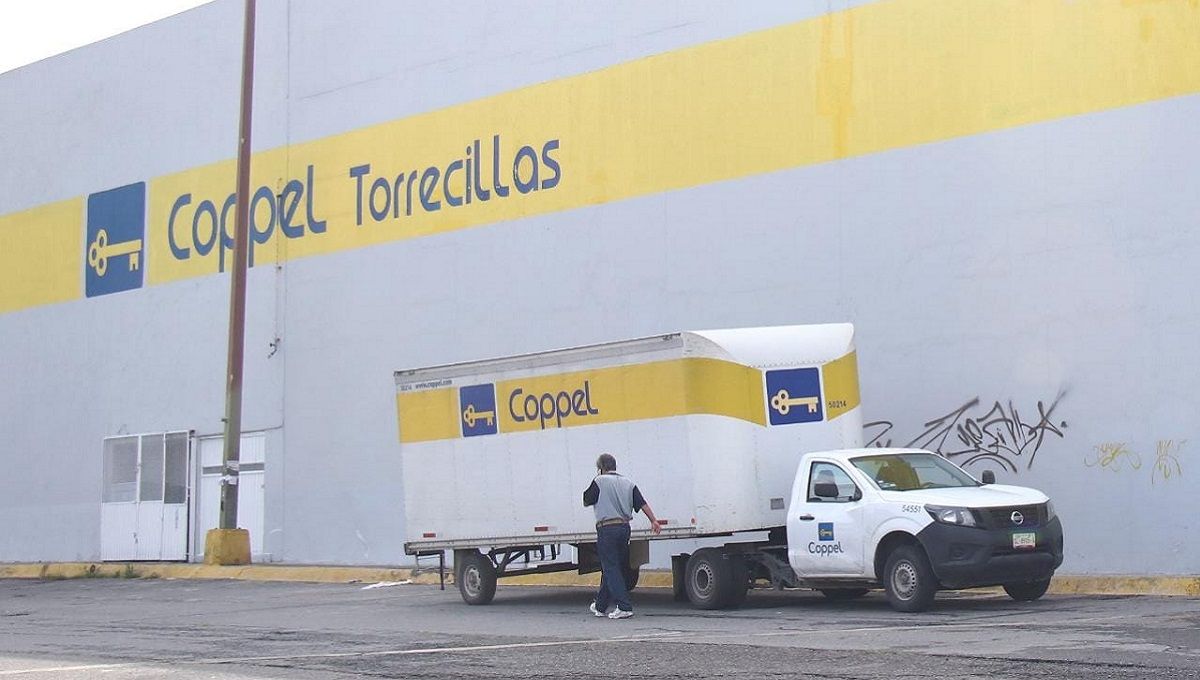 Grupo armado amaga a guardia y roba celulares del Coppel de Loma Bella 2 Torrecillas