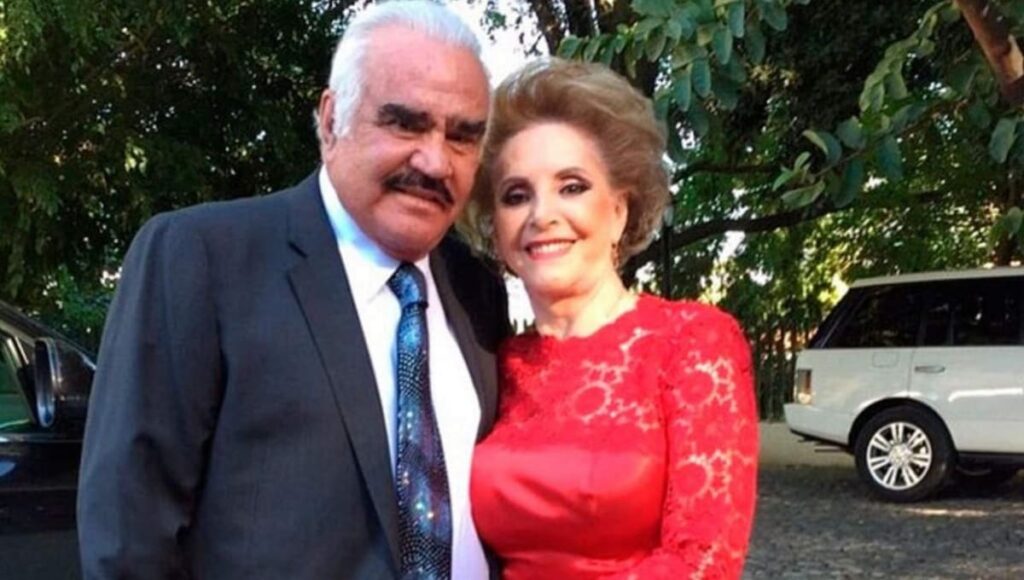 Doña "Cuquita" Abarca, esposa de Vicente Fernández, esta hospitalizada 2 esposa de Vicente Fernández