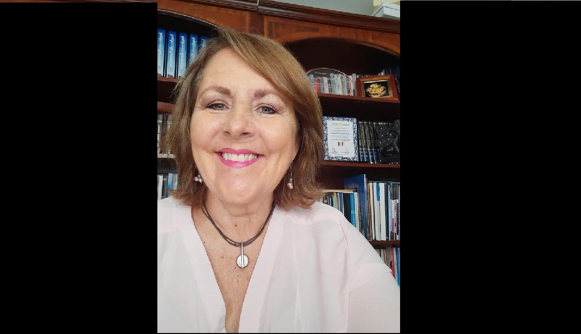 Ana Tere va por la dirigencia estatal de PAN 1 La actual diputada federal por el blanquiazul, Ana Tere Aranda, comenzó la carrera rumbo a la dirigencia estatal del blanquiazul durante una gira por 3 municipios en el marco del 82 aniversario de Acción Nacional.