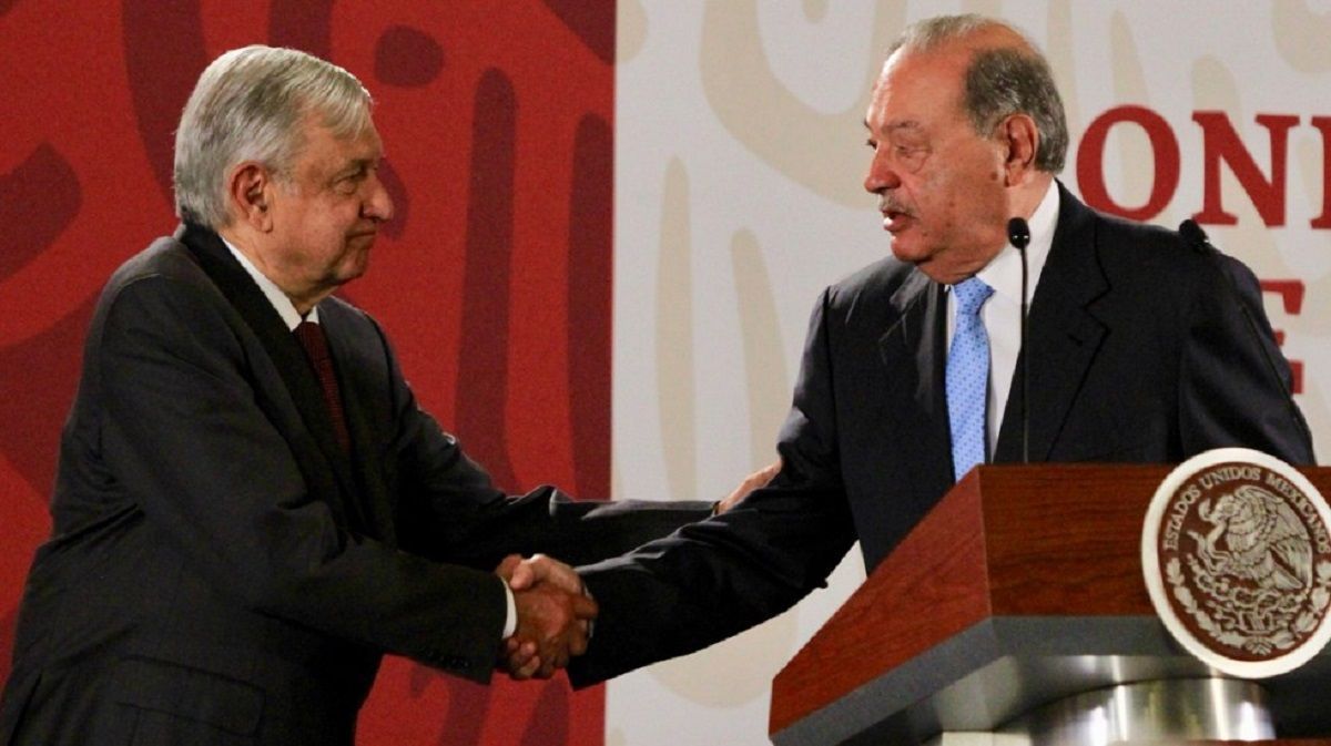 AMLO supervisa junto a Carlos Slim obras del Tren Maya: "tuvimos que sacarle vuelta a una tormenta" 2 carlos slim