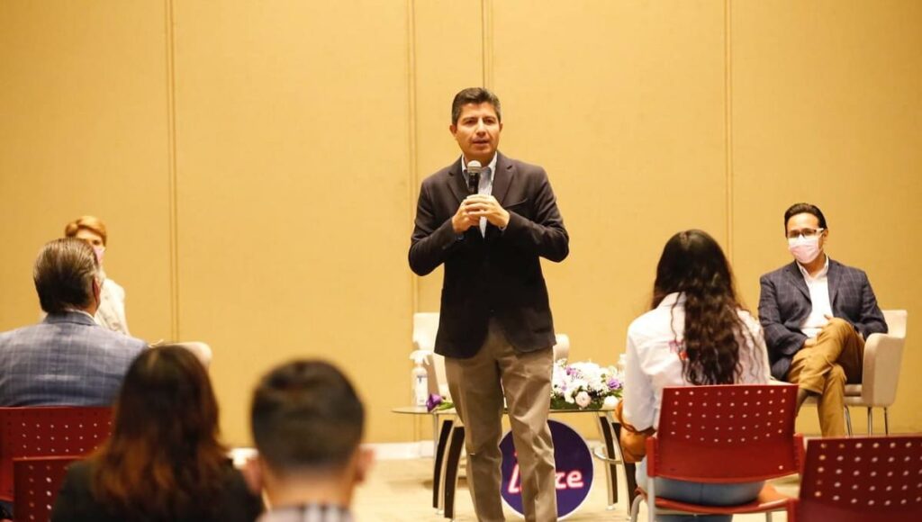 lalo rivera claudia centro asco 1