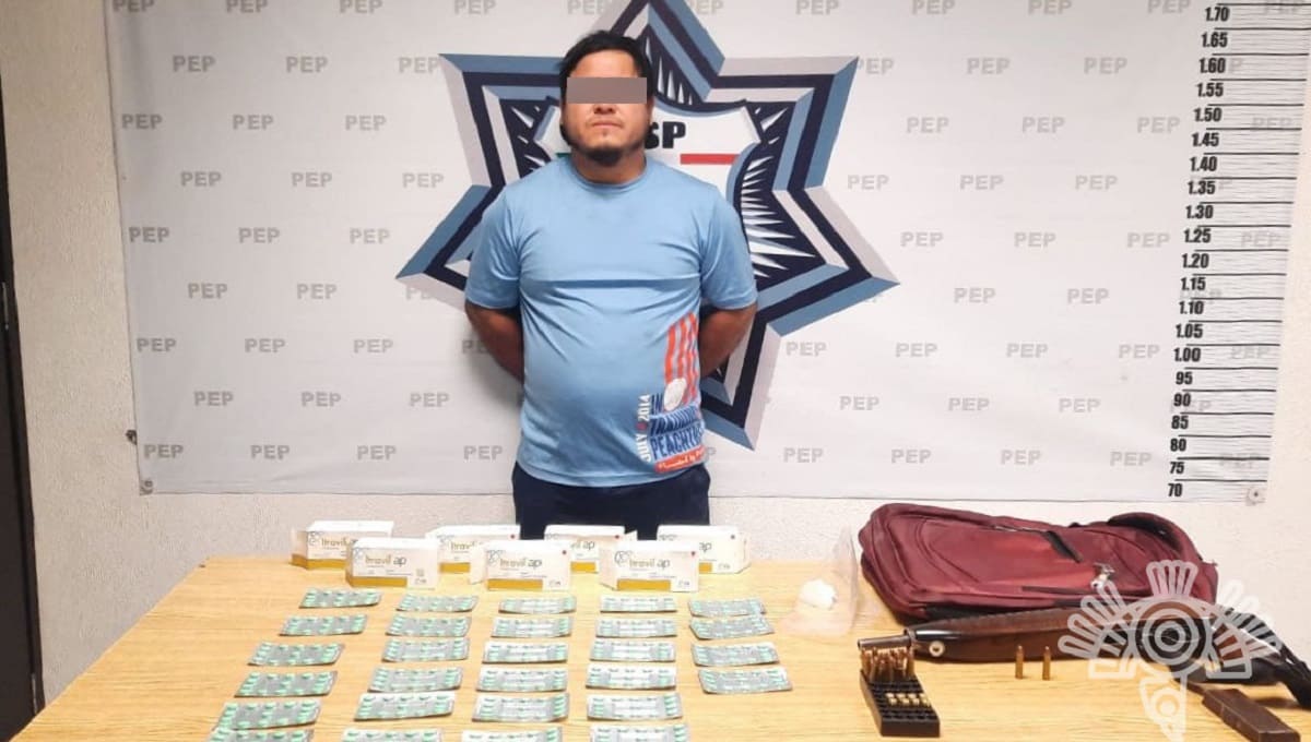 En posesión de arma y droga, Policía Estatal detiene a un hombre 1 lo detienen con un arma y droga 1