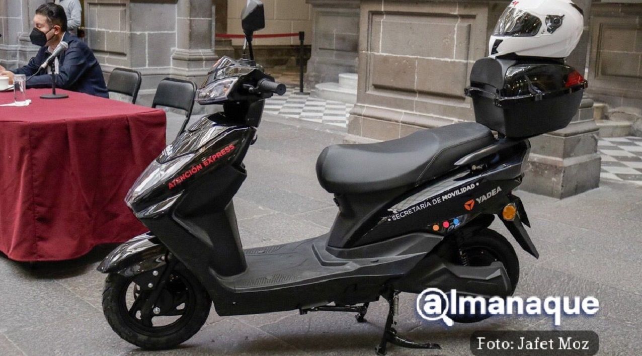 Motos que compró Claudia Rivera no tienen licencia para circular y atender semáforos 3 motos