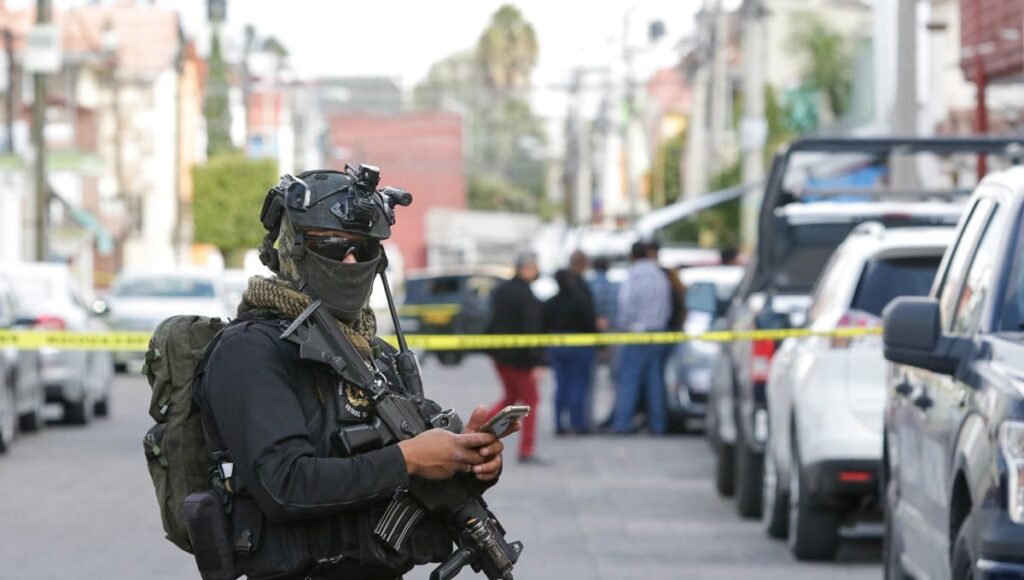 Atrae FGR investigación del paquete bomba que explotó en Puebla, revela Barbosa 4 Atrae FGR investigación del paquete bomba que explotó en Puebla