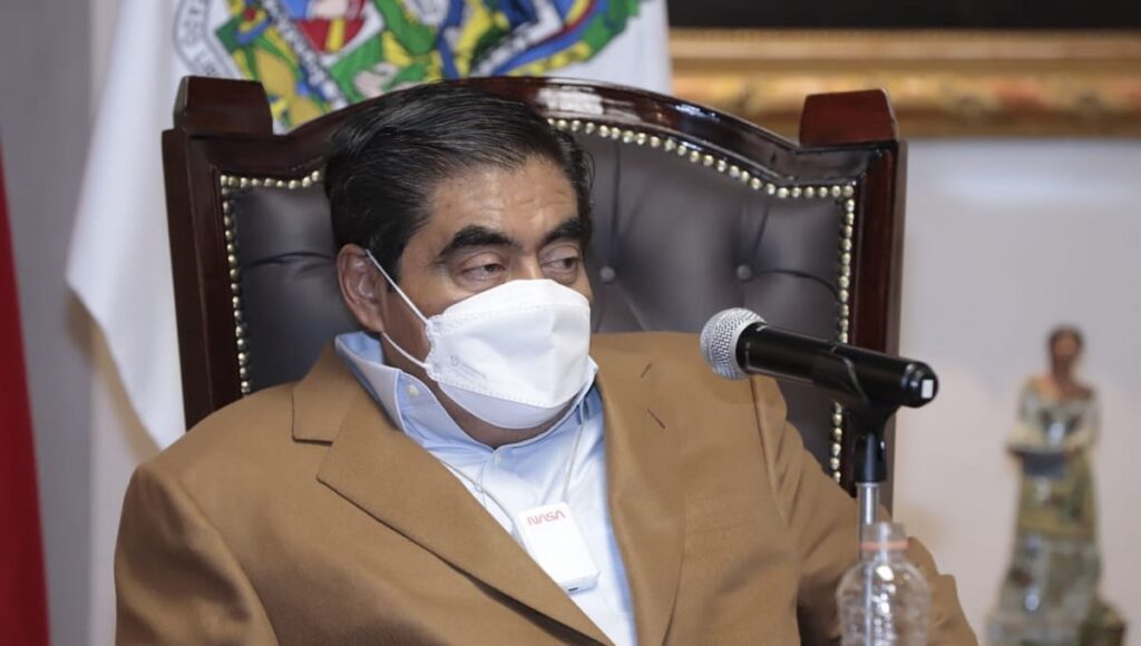 Barbosa y Lilia Cedillo 