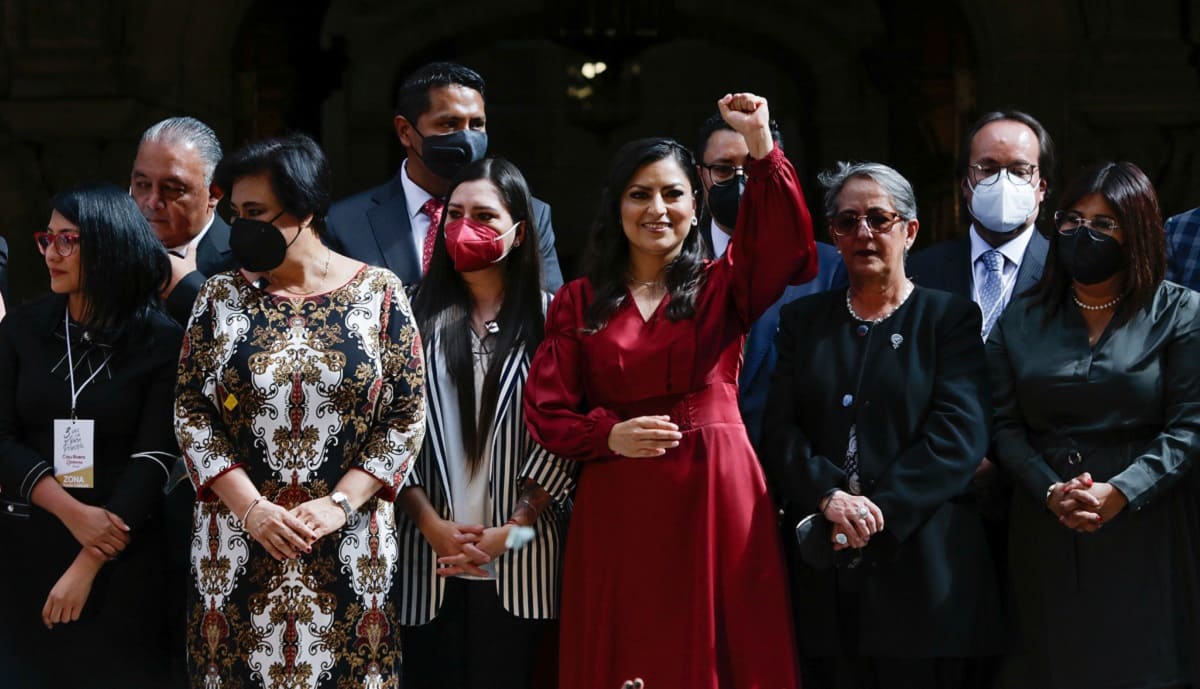 Renuncian secretarios, tesorero y contralora de Claudia Rivera ante el cambio de administración 2 Claudia Rivera informe