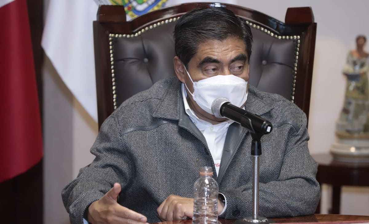 Exige Barbosa afiliación real en Morena Puebla y no para adueñarse del partido 2 Miguel Barbosa Morena