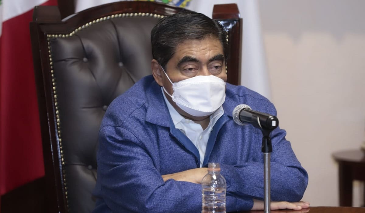 Anuncia Barbosa convocatoria para asignar notarias en Puebla 2 Miguel Barbosa notarias