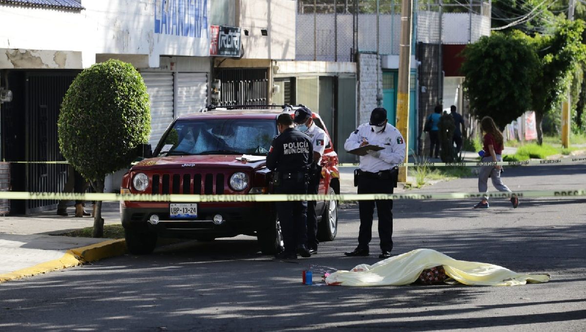 Ruta Azumiatla mata a una mujer de la tercera edad en Prados Agua Azul 4 abuelita muere atropella