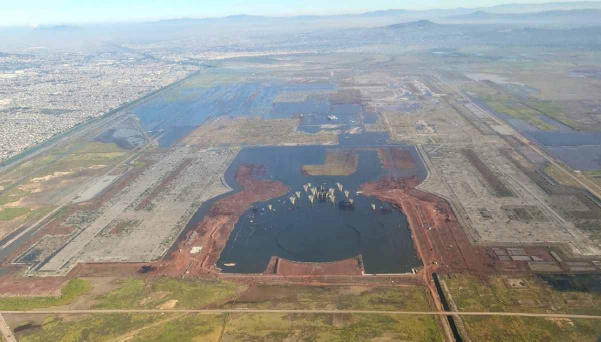 Foto del NAIM inundado genera controversia en redes sociales 3 aeropuerto internacional de la ciudad de