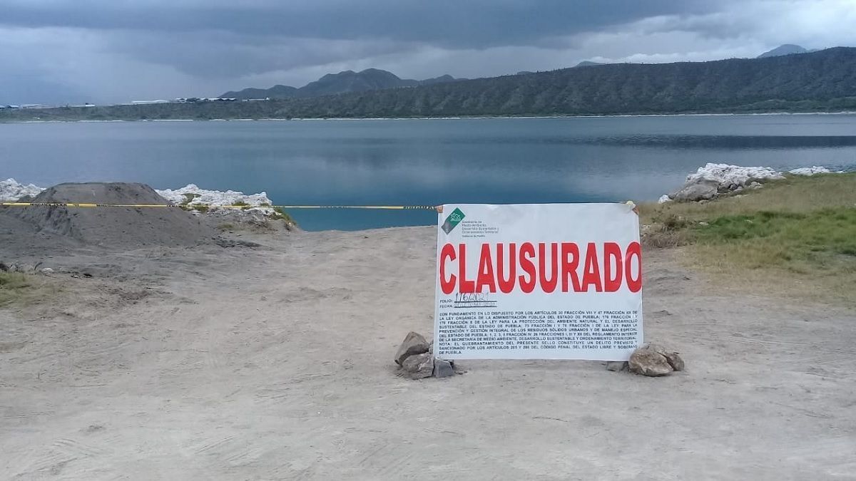 Clausuran construcción de un muelle en la laguna de Alchichica 4 Laguna de Alchichica