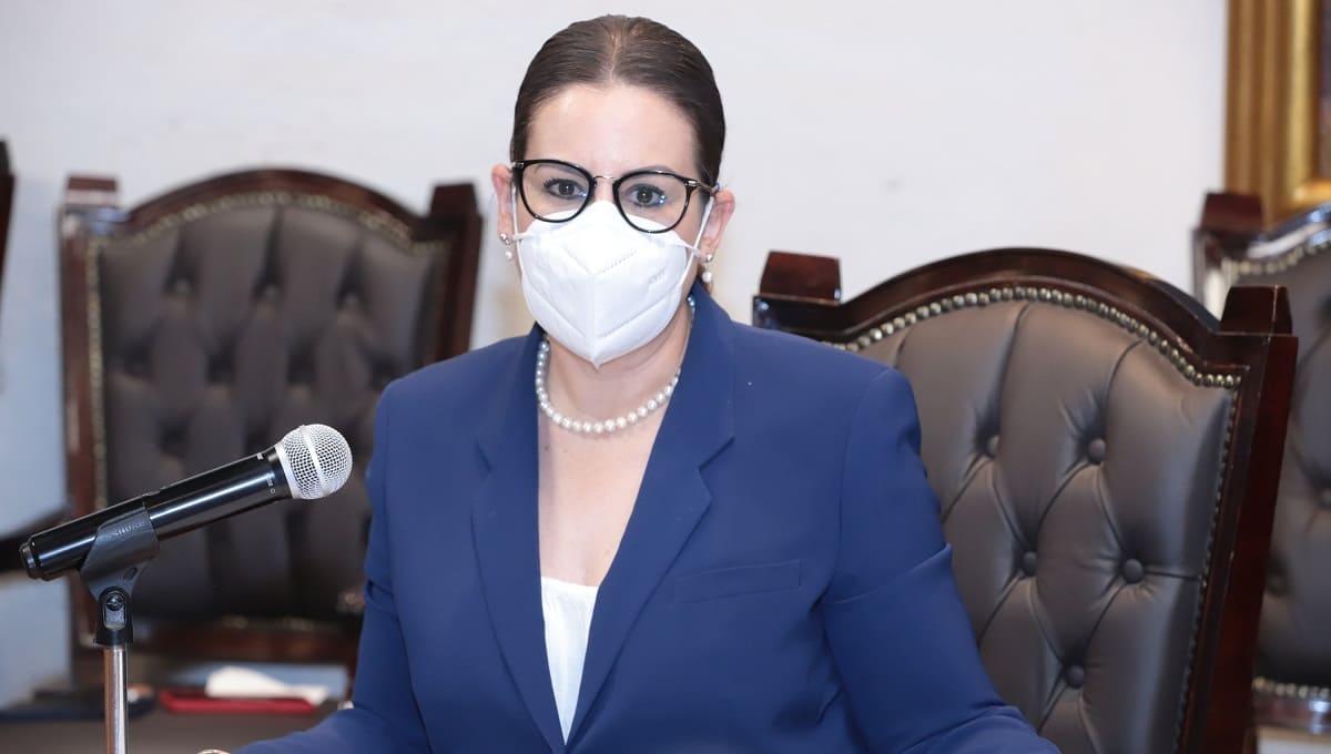 Evalúa Gobierno del Estado ampliar aforos y horarios para el “Buen Fin” 1 ana lucia buen fin 1