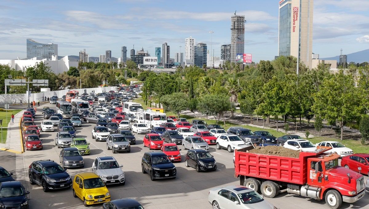 Amplía gobierno de Puebla pago del control vehicular al 28 de abril 1 autos en Puebla min