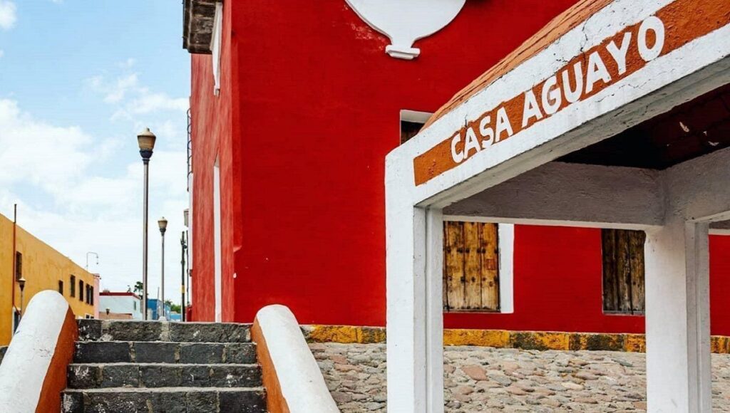 casa aguayo