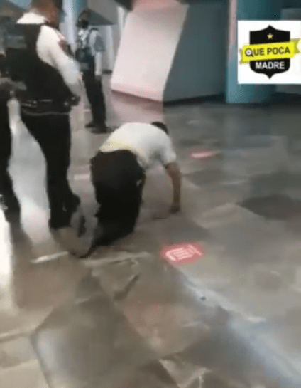 ¡Milagro en el Metro CDMX! Persona con "discapacidad" sale caminando (VIDEO) 5 metro CDMX