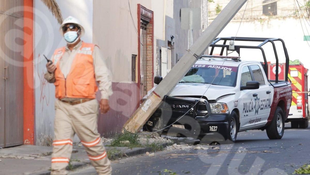 Patrulla choca contra un poste y deja sin luz a vecinos de Analco 3 patrulla 2