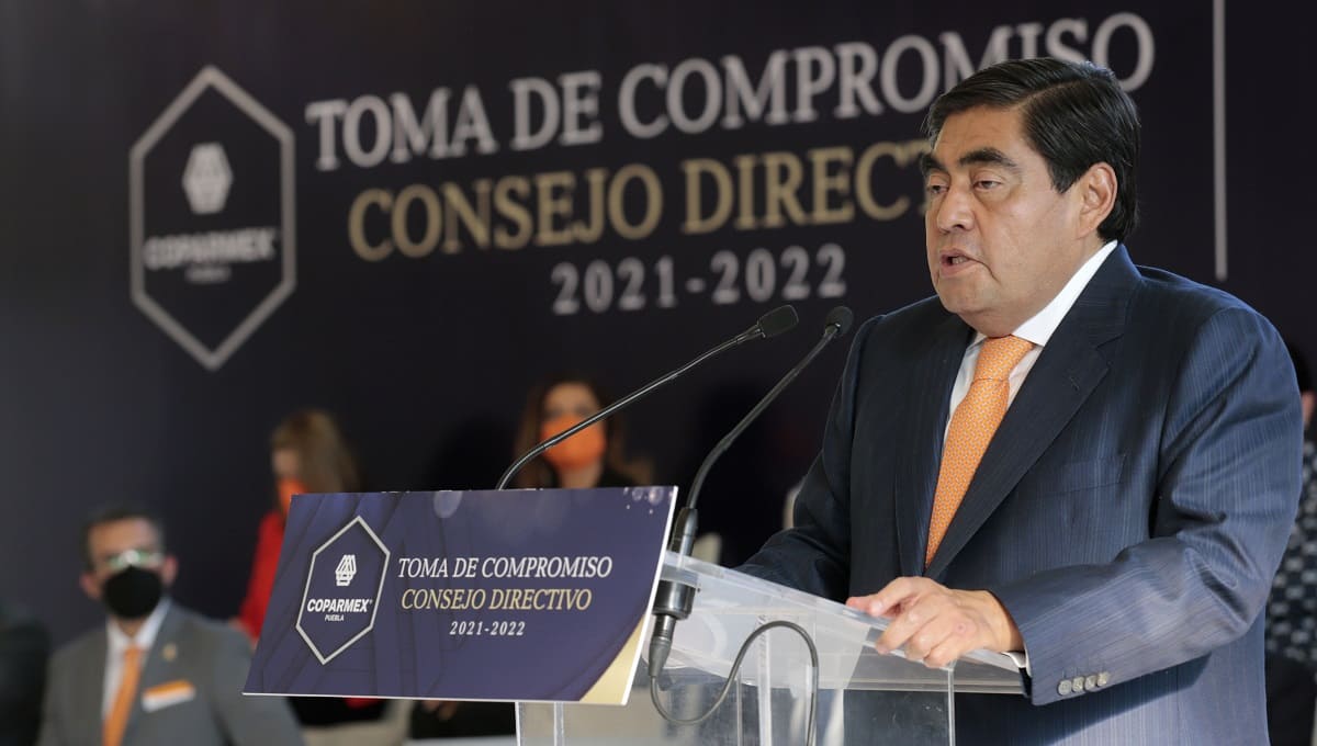 Combate a la corrupción y eliminación de privilegios no son negociables, destaca MBH ante empresarios 1 Barbosa corrupcion empresarios 1