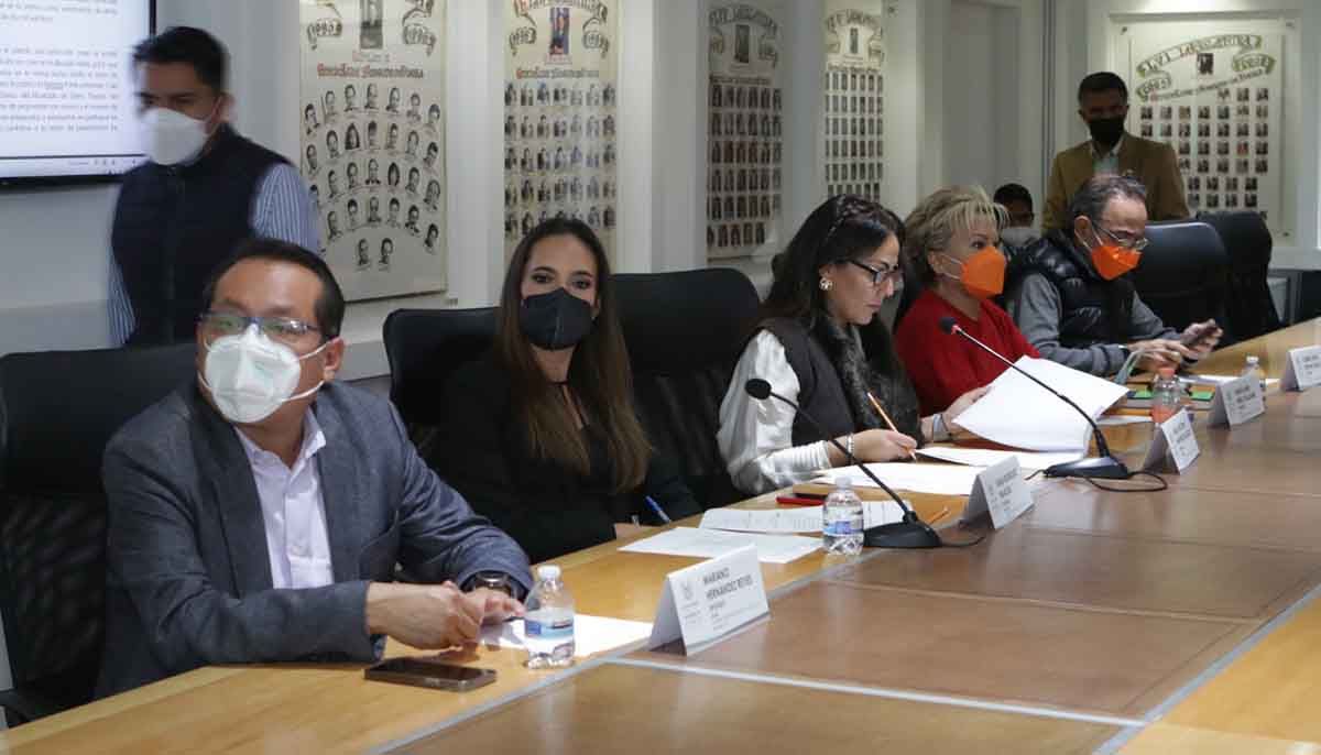 Aprueba Congreso del Estado lista de aspirantes a comisionados del ITAIPUE 2 CONGRESO BOLETIN NOV