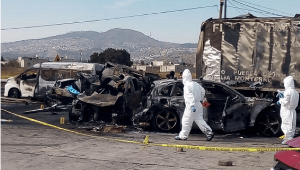 Choque en la carretera Mexico Puebla deja 18 muertos