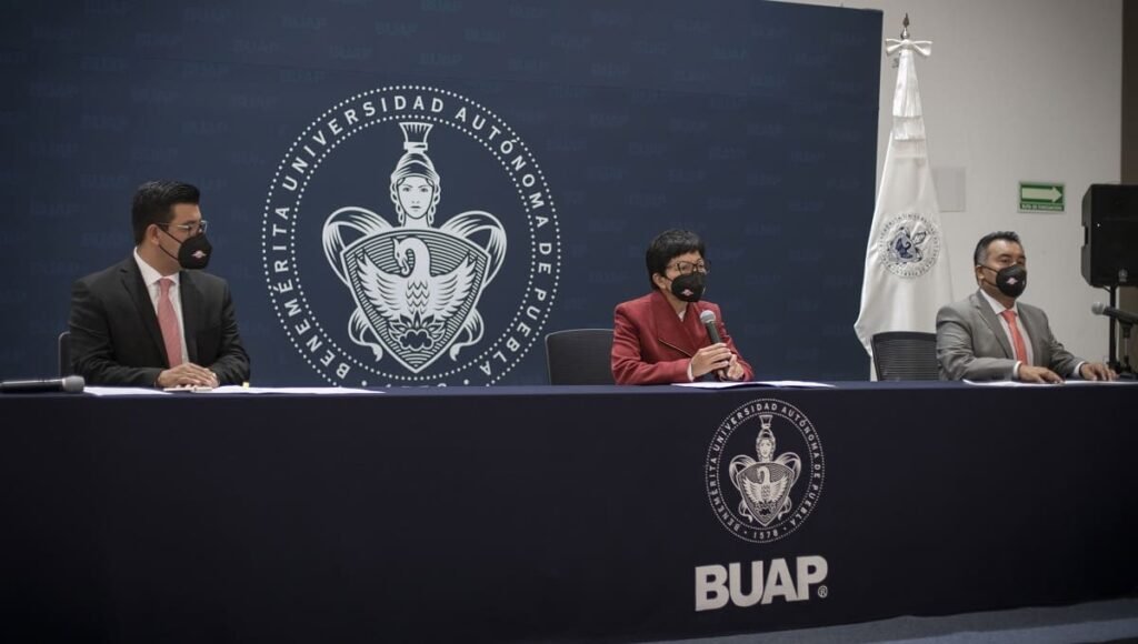 Lilia cedillo nuevo consejo universitario 1